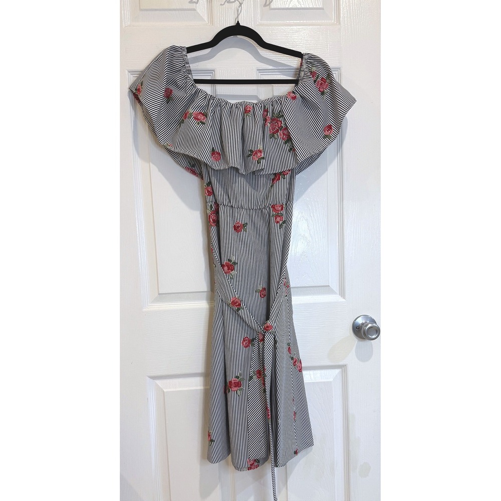 Calvin Klein Striped Off Shoulder Dress Floral Embroidery Size 8‎